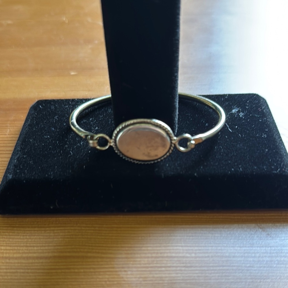 Silver Bracelet with Scrollwork Oval
